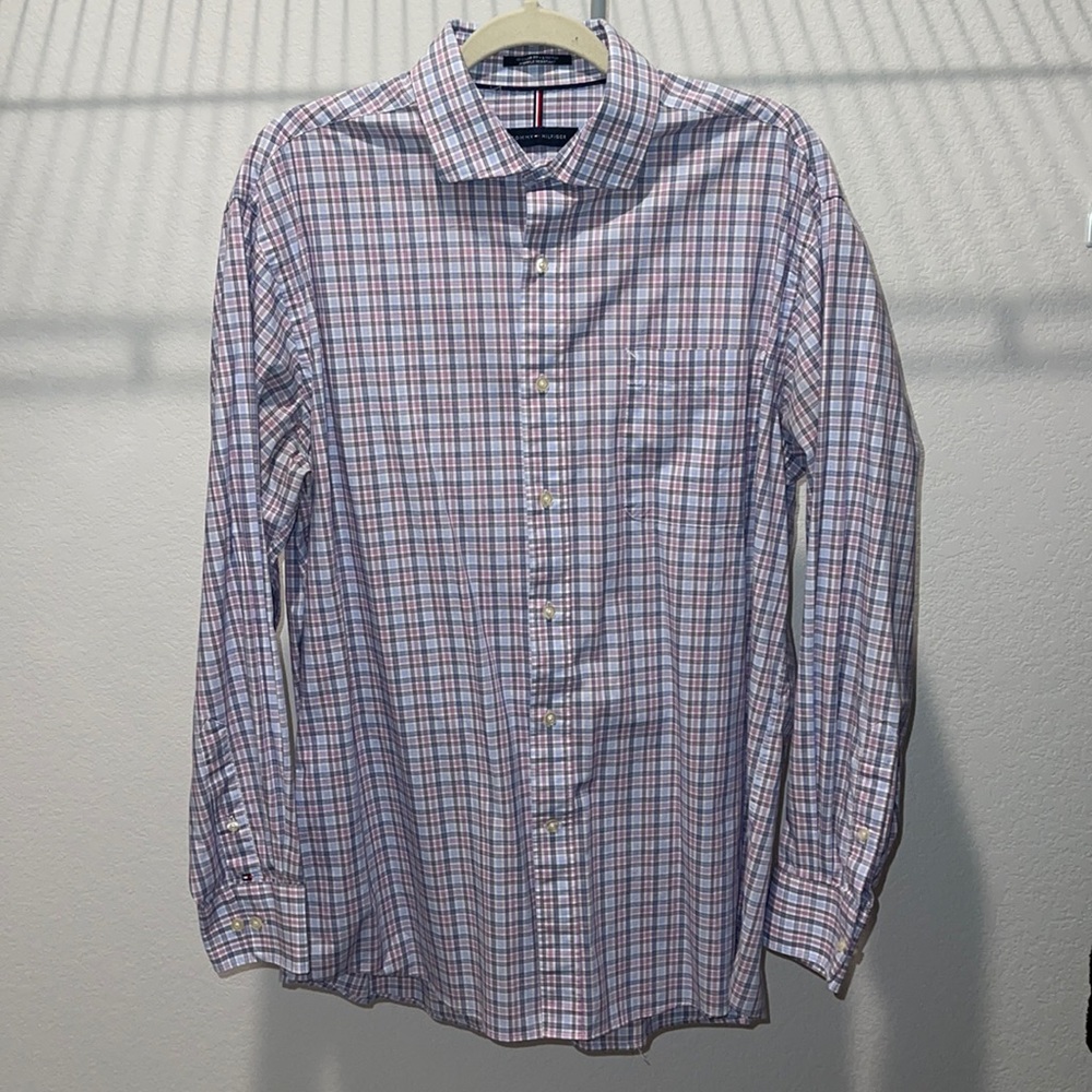 Tommy Hilfiger button up dress shirt